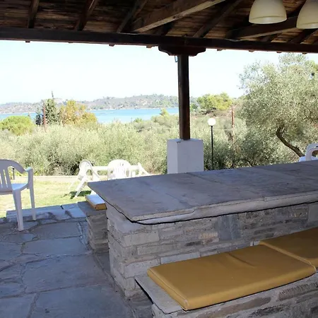 Philippos 2 Apartment Diaporos