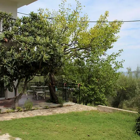 Philippos 2 Apartment Diaporos